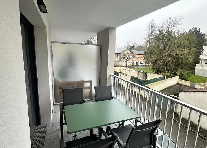 Le Champs De Mars * La Rochelle (Charente-Maritime)