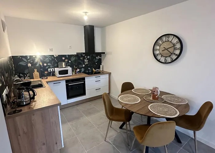 Apartment Le Champs De Mars