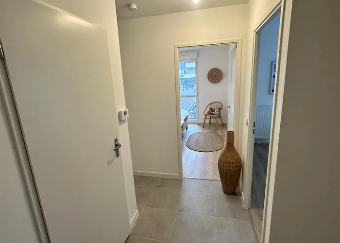 Le Champs De Mars Apartment *